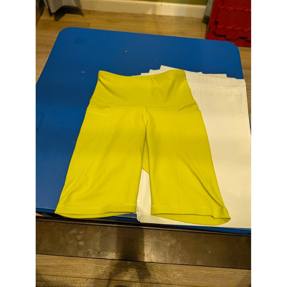 Old Navy Active Powersoft High Waisted Biker Shorts Neon Yellow XS 8in Inseam